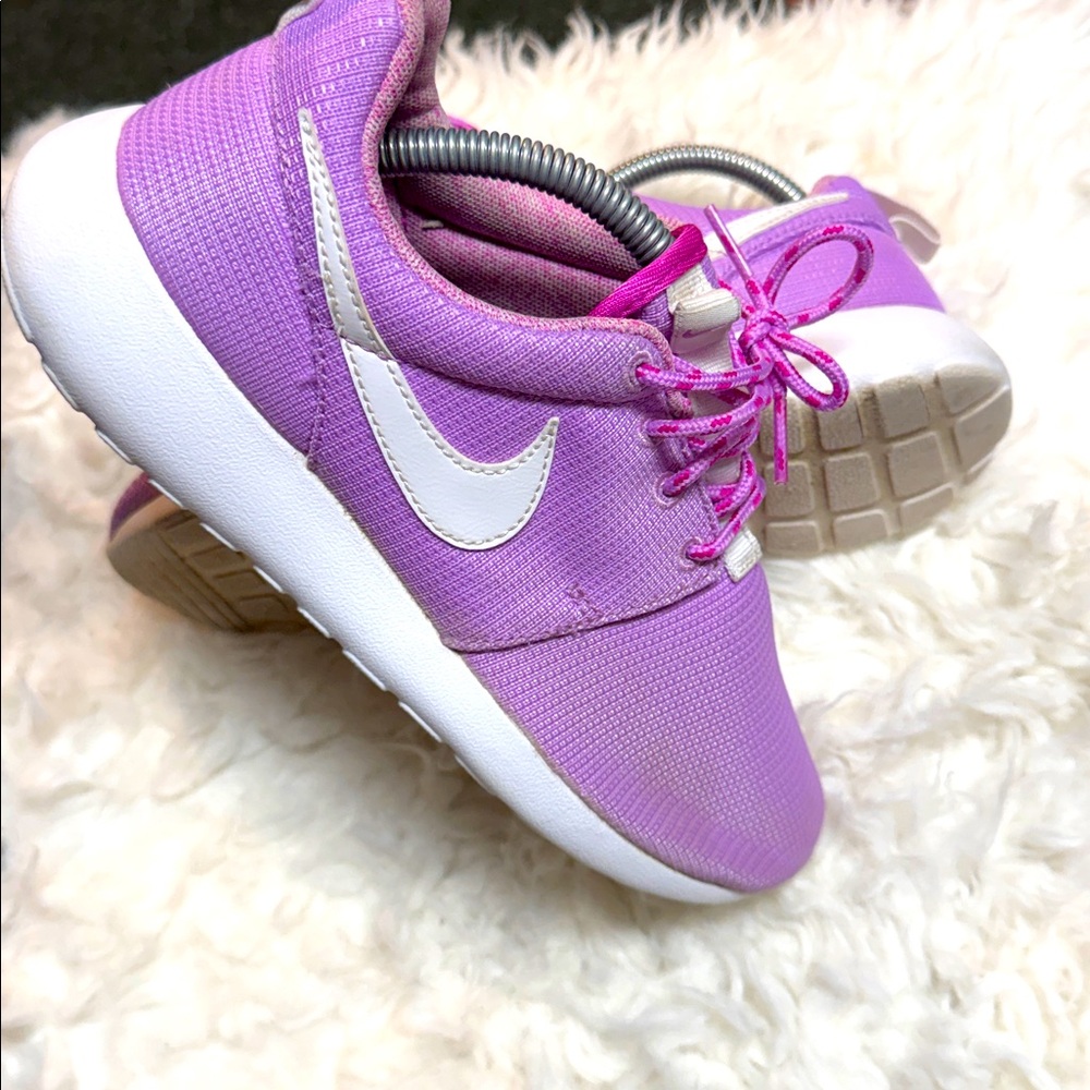 Nike 599729-503 Purple Violet Roshe Run